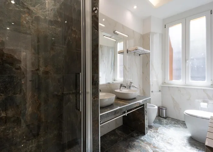 דירה Caruso Regal House רומא